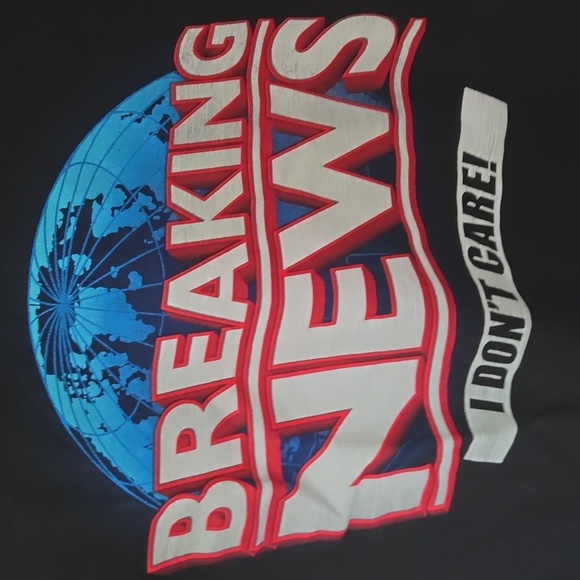 Breaking News short sleeve T shirt - Picture 4 of 6
